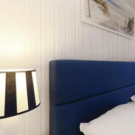3 Bedroom Stunning In Ostseeresort *