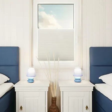 3 Bedroom Stunning In Ostseeresort
